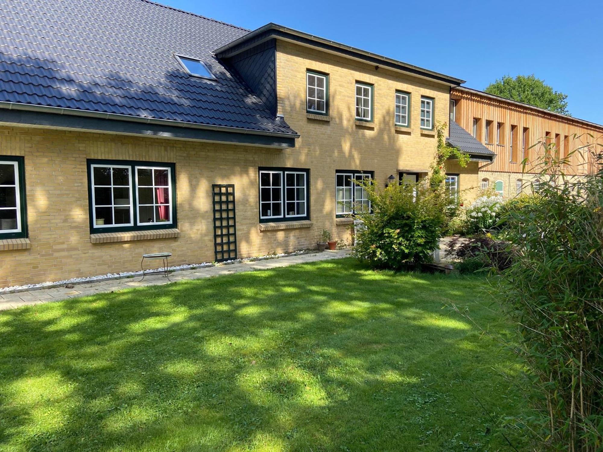 Ferienwohnung Reitanlage Bärenz Selk Exterior foto